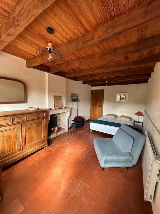 La Maison De Barbara La Guiche 外观 照片