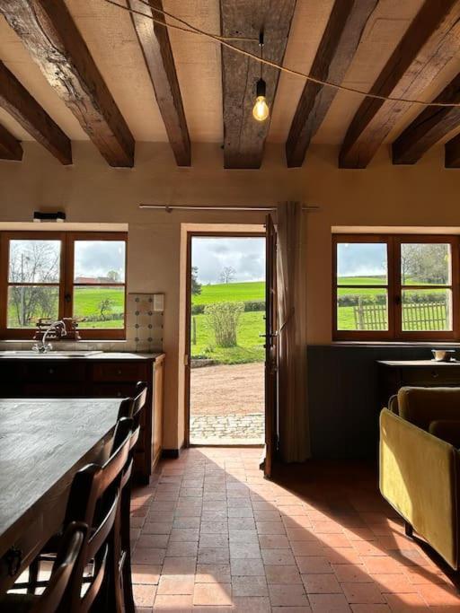 La Maison De Barbara La Guiche 外观 照片